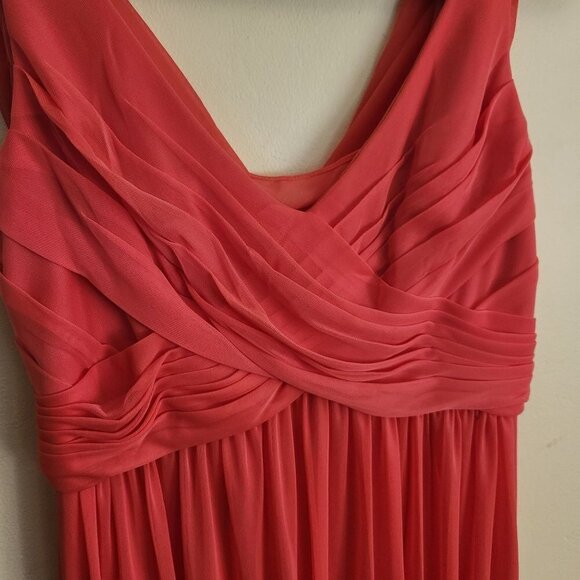 David's Bridal NWT  Style F15933 Guava Long Mesh Dress Cowl Back Detail Size 4 - Picture 8 of 11